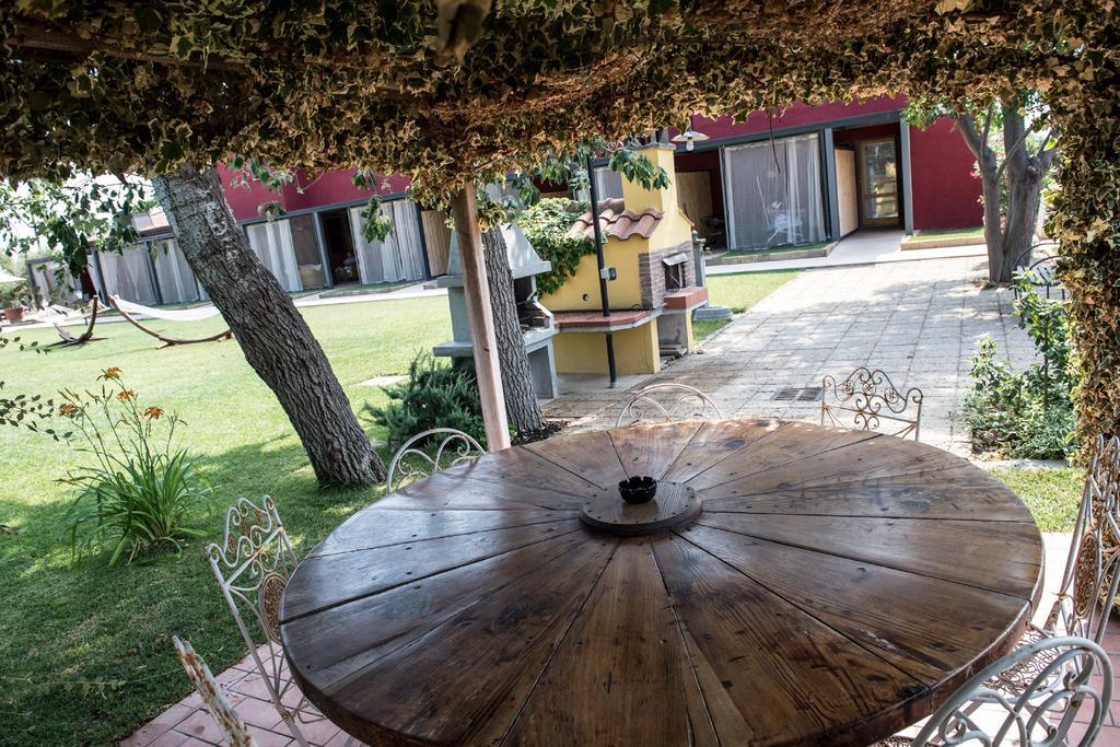 Country Resort Le Due Ruote 알베레세 외부 사진