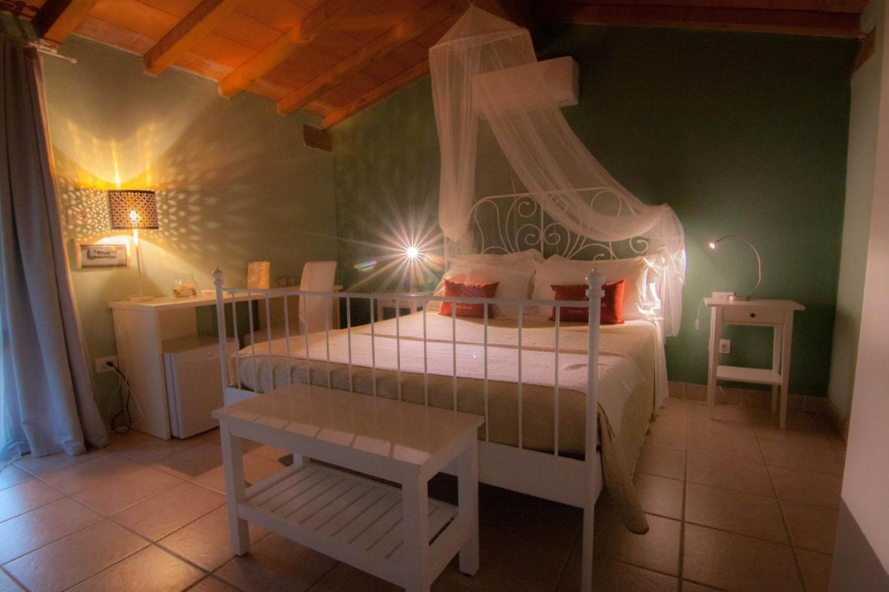Country Resort Le Due Ruote 알베레세 외부 사진